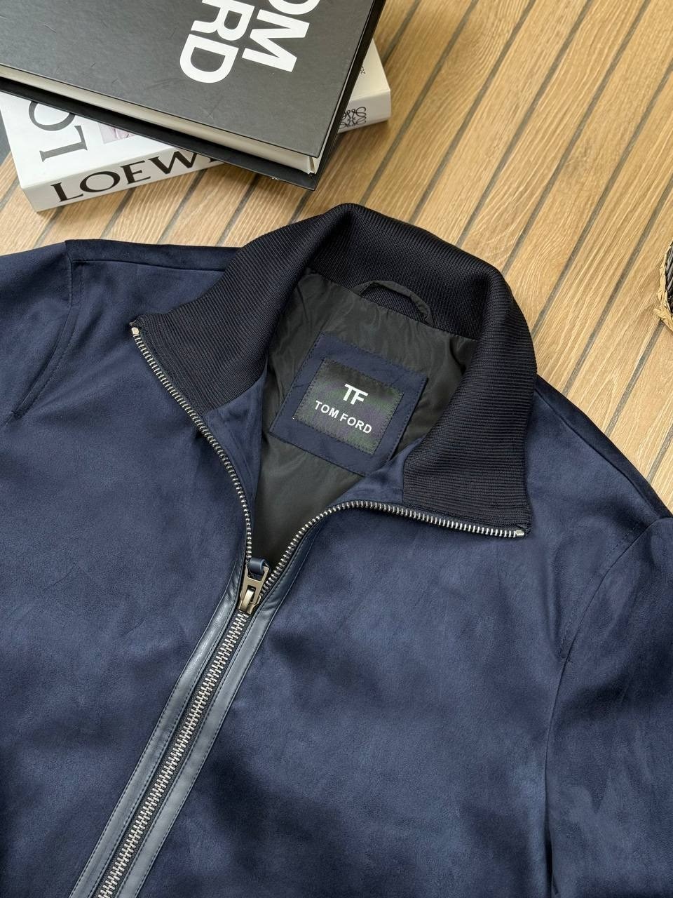 мужская куртка бомбер,куртка бомбер,коричневый бомбер,кожаная куртка бомбер,мужская куртка кожаная