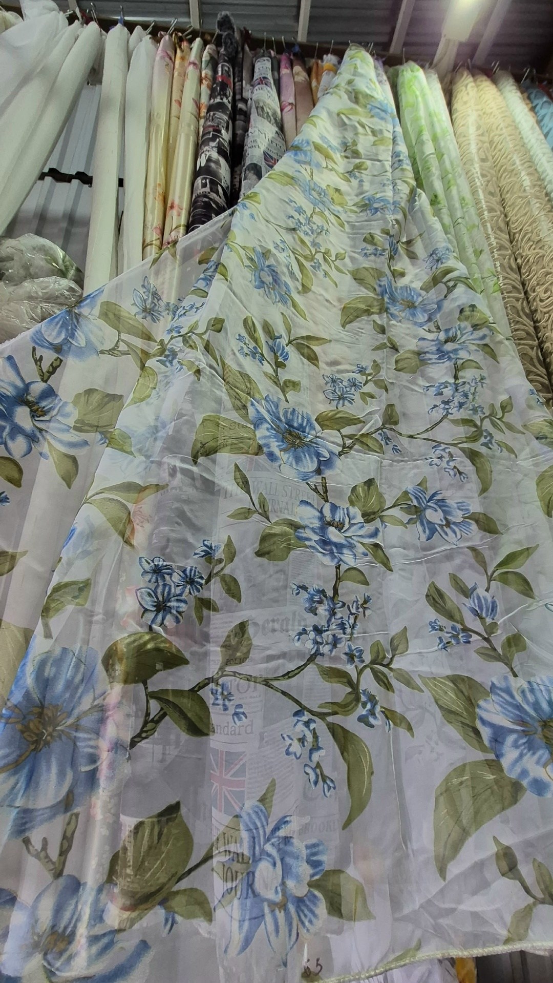 тюль органза деворе сакура,тюль с розами,тюль с цветами,тюль с цветочным принтом,тюль лен с цветами