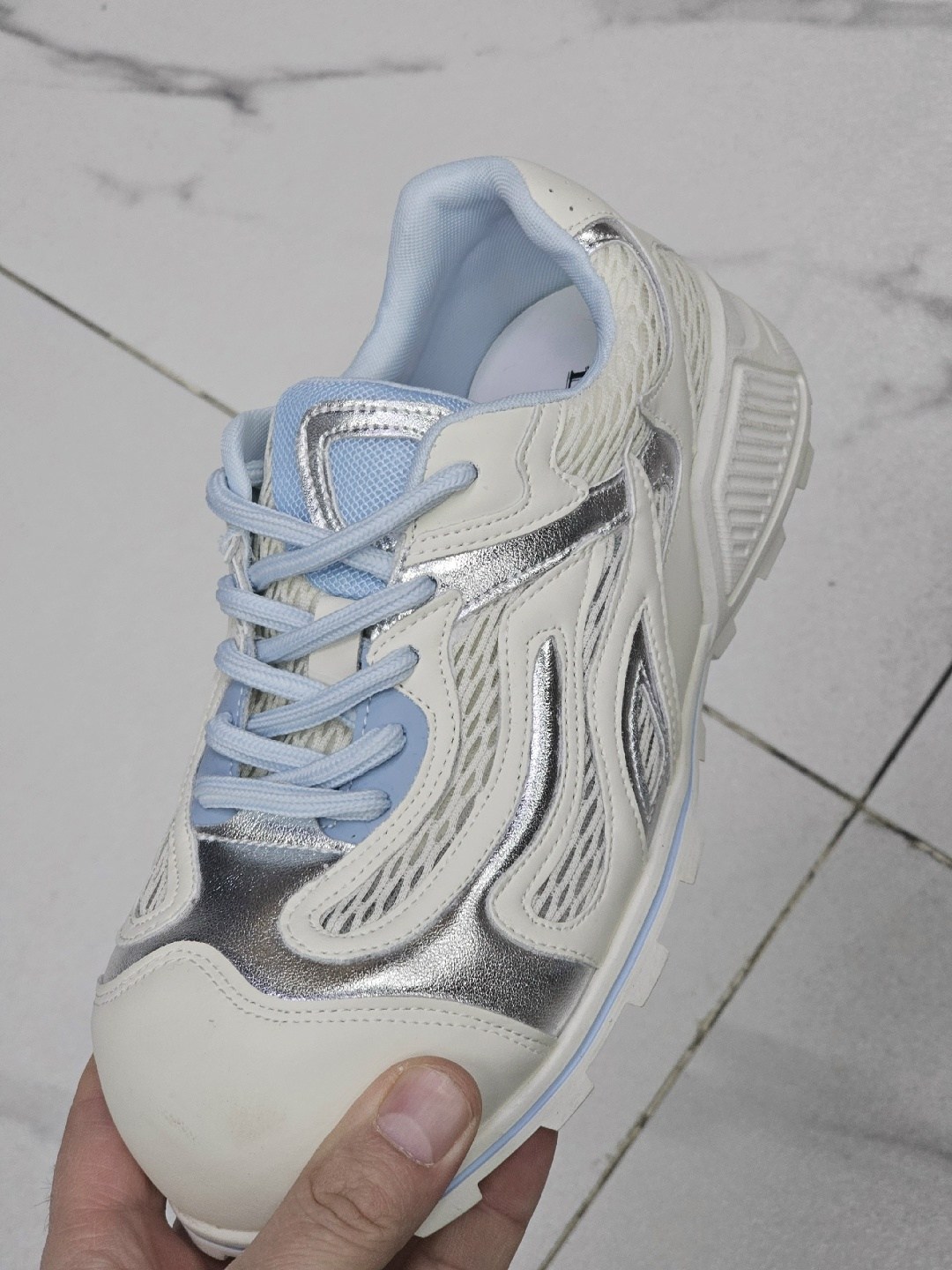 женские кроссовки,кроссовки,повседневные кроссовки,массивные кроссовки,кроссовка