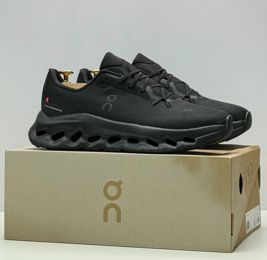 кроссовки on cloudsurfer trail waterproof, цвет black/eclipse,кроссовки on cloudtilt цвет eclipse black,кроссовки cloudtilt black eclipse on running черный,on водонепроницаемые кроссовки cloudsurfer t