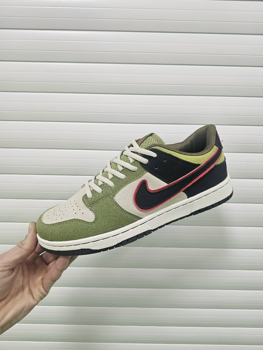 nike air jordan 1 low,nike air jordan 1 low se,air jordan 1 low,air jordan 1 low se,nike air jordan 1 low green