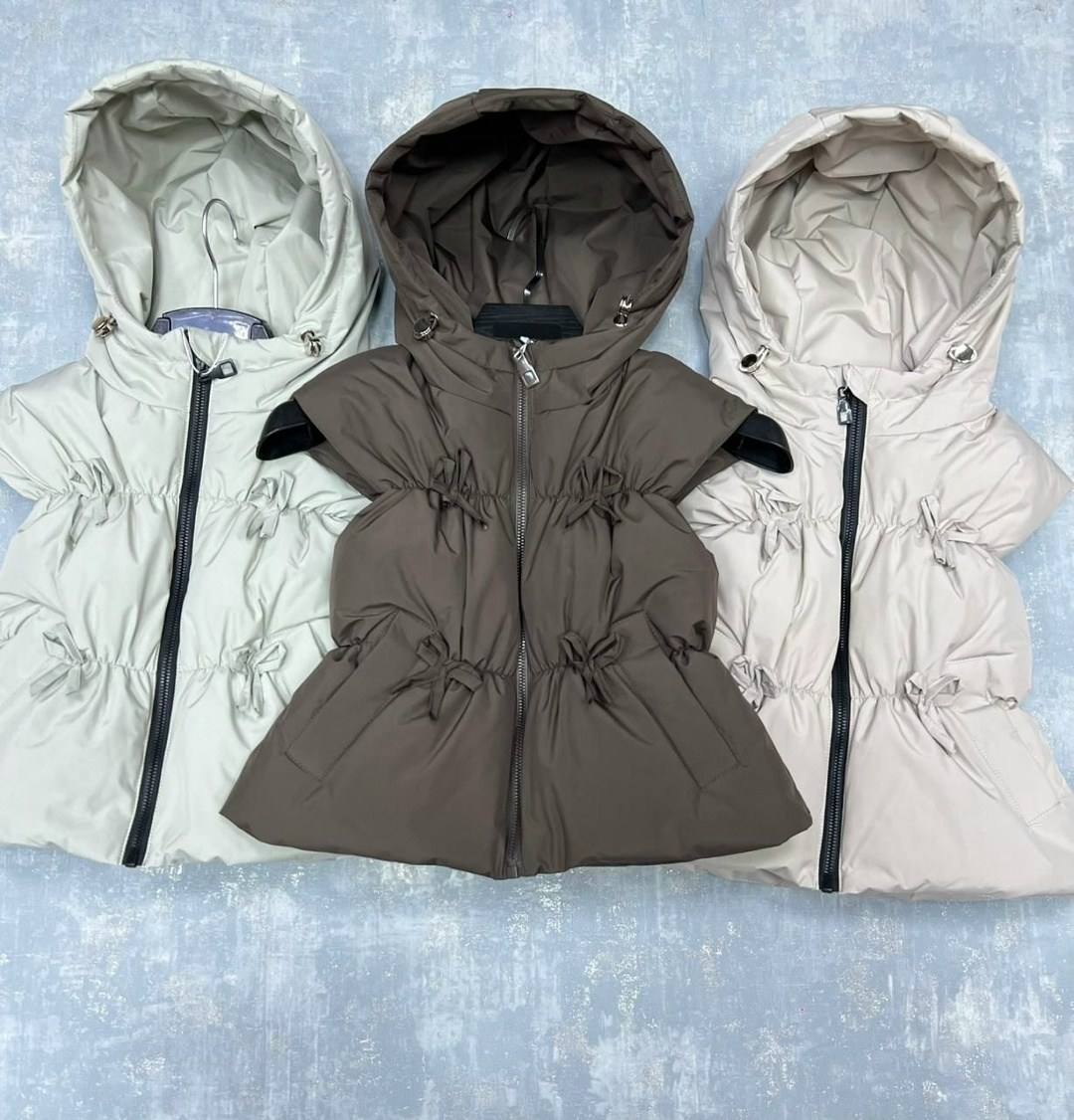 жилетка женская,жилетка детская,жилетка,жилетка с капюшоном,жилетка теплая