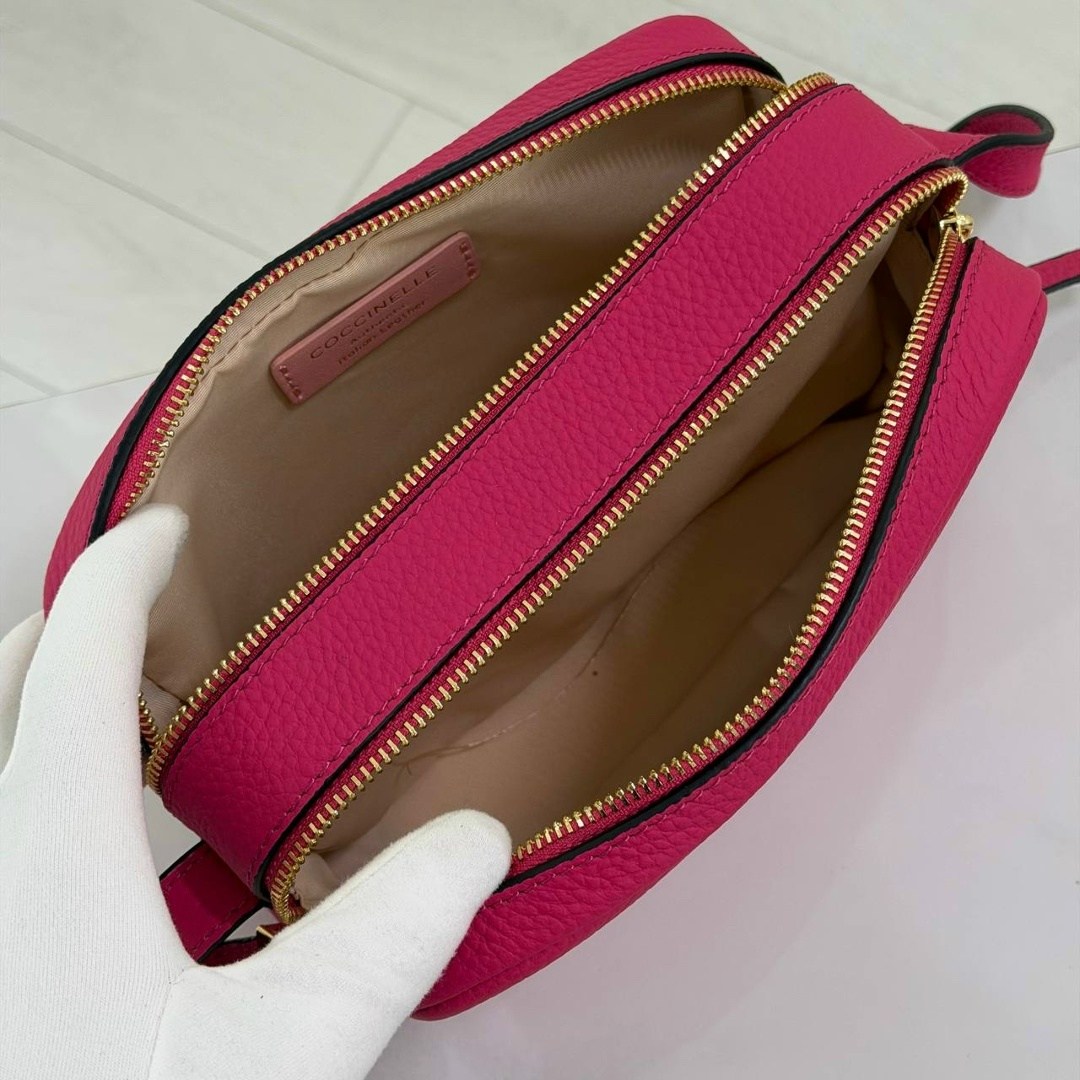 сумка coccinelle,сумка белая,женская сумка,сумочки,сумка женская белая