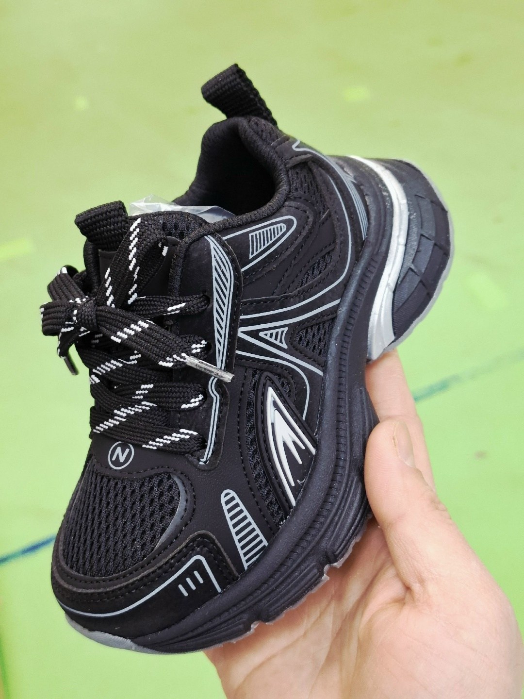 кроссовки,женские кроссовки,детские кроссовки,кроссовка детская,кроссовка