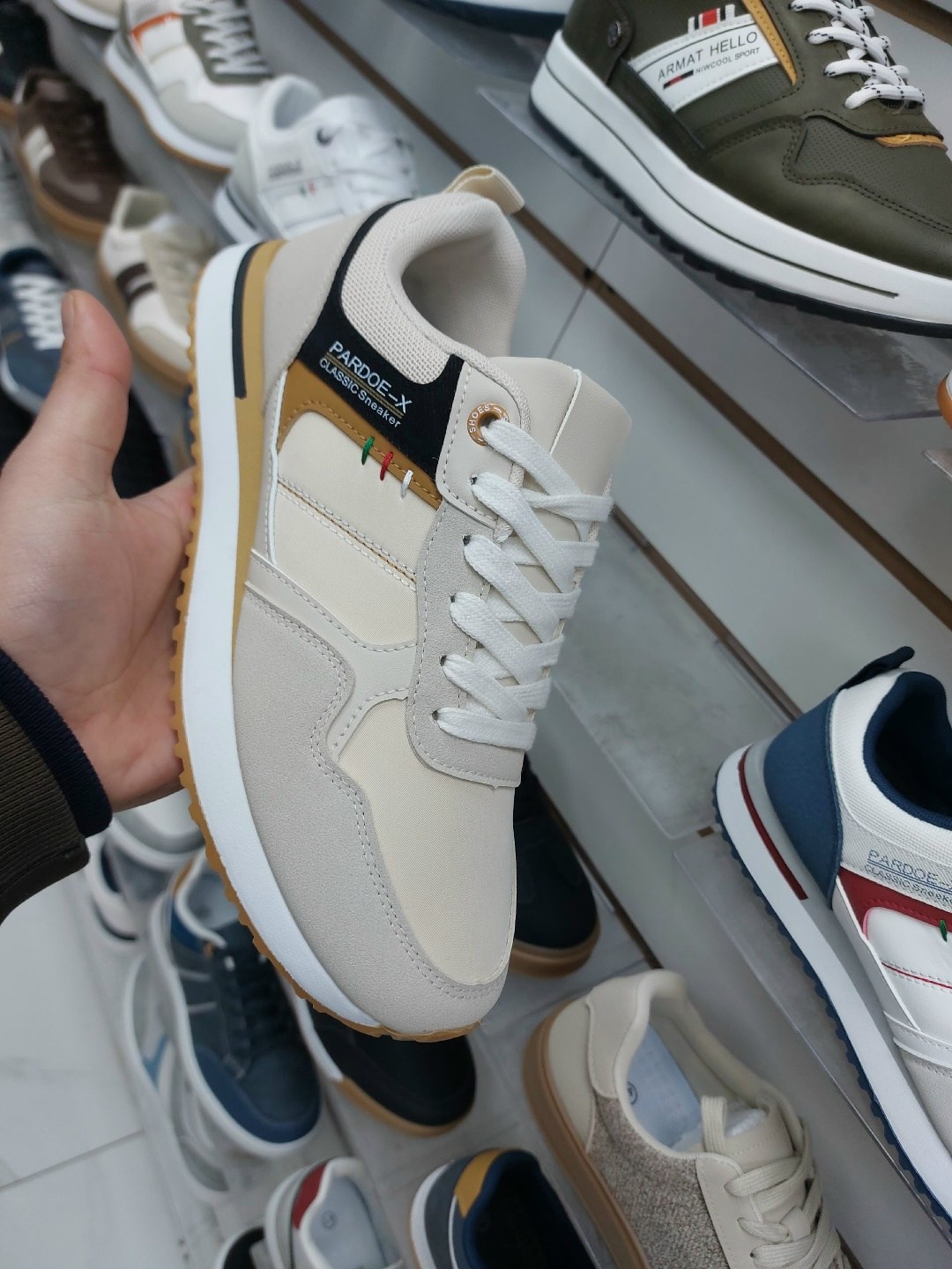 ,спортивная ,мужские кроссовки,баскетбольная ,классические кроссовки