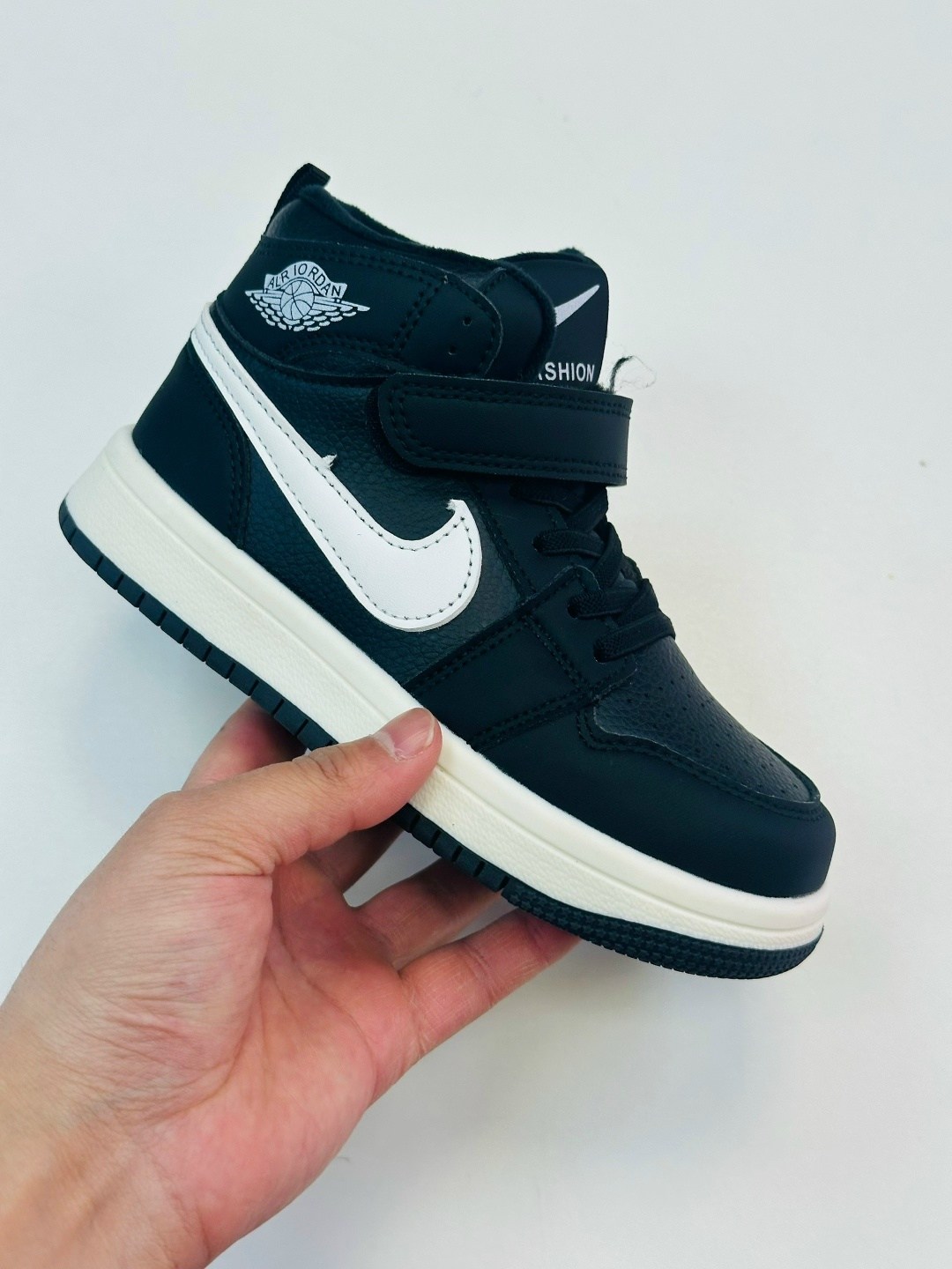 ботинки детские,кроссовки для мальчика,демисезонные ботинки для мальчика,детская ,детские кроссовки