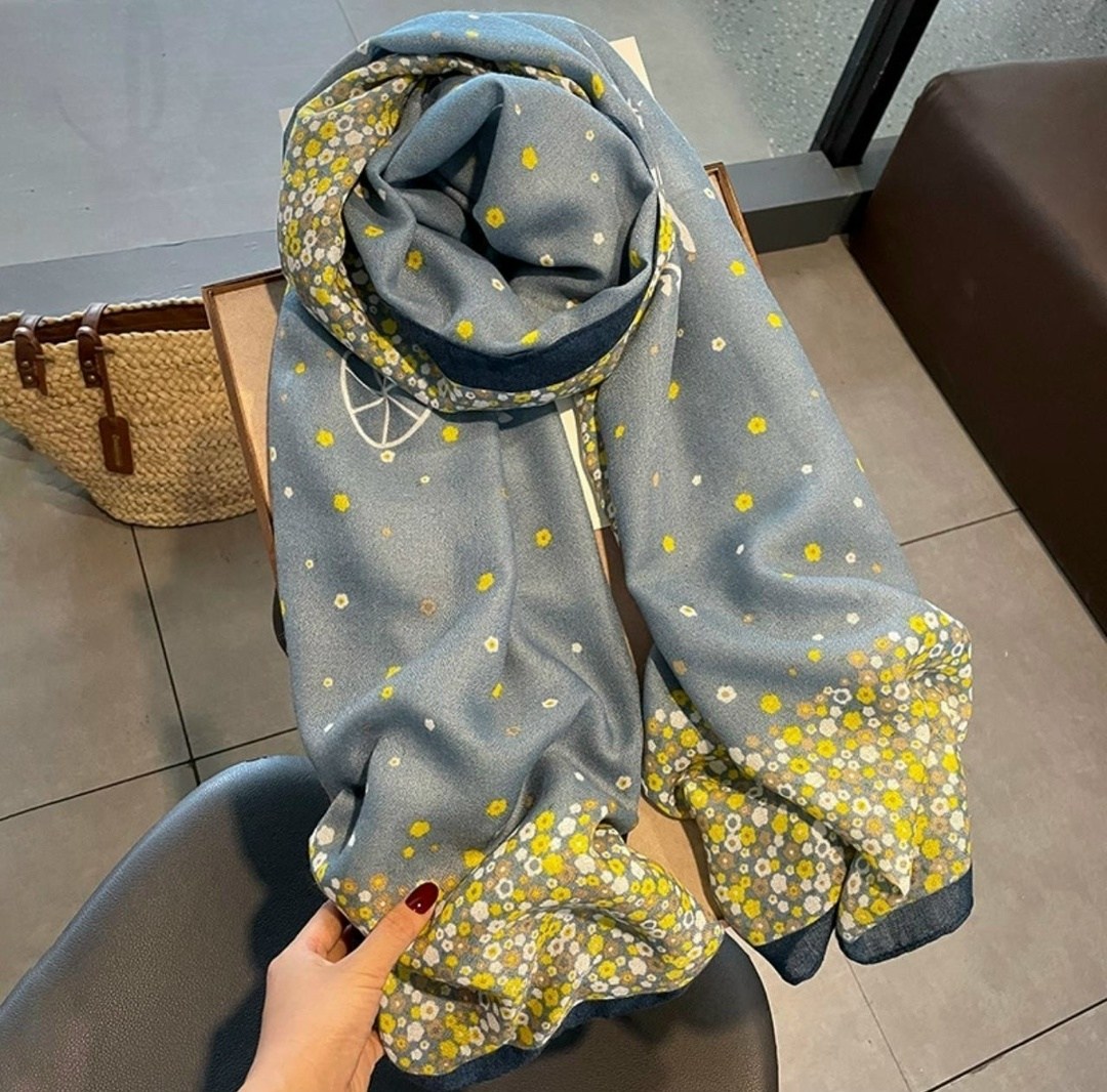 шёлковый платок,шелковый шарф,женские платки,шарфы и платки,платок