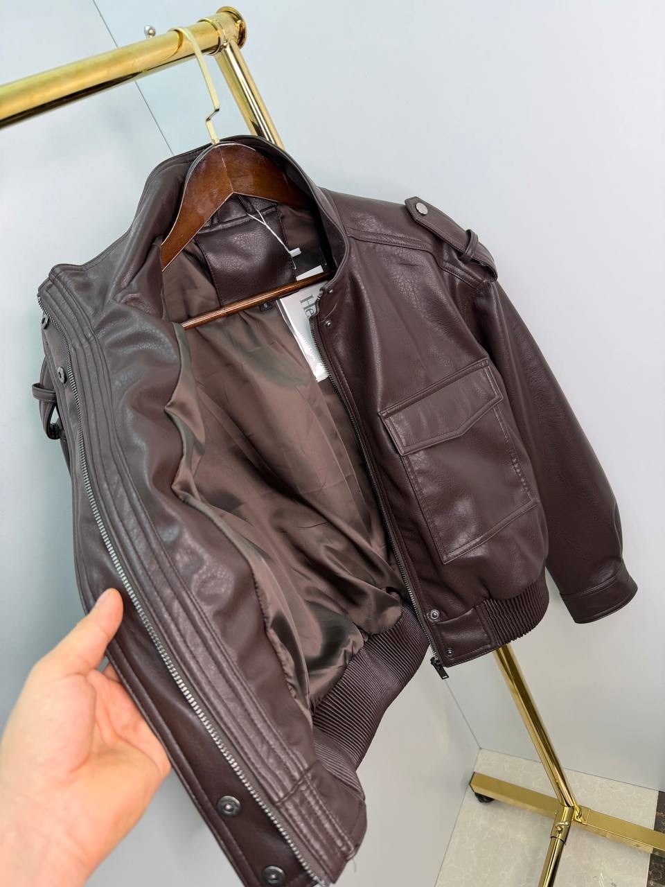 кожаная куртка,женская кожаная куртка,короткая куртка из искусственной кожи,куртка косуха,кожаная куртка короткая