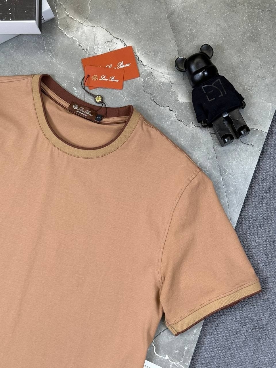 мужская футболка,футболки для мужчин,брендовые вещи,коричневая футболка,темно бежевая футболка