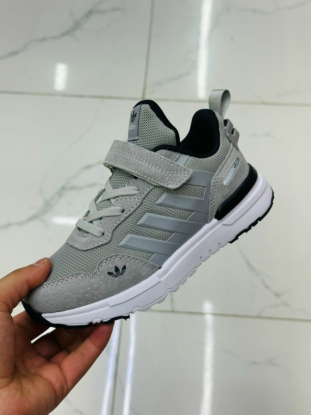 кроссовки adidas,кроссовки,детские кроссовки,кроссовки детские adidas,baas кроссовки