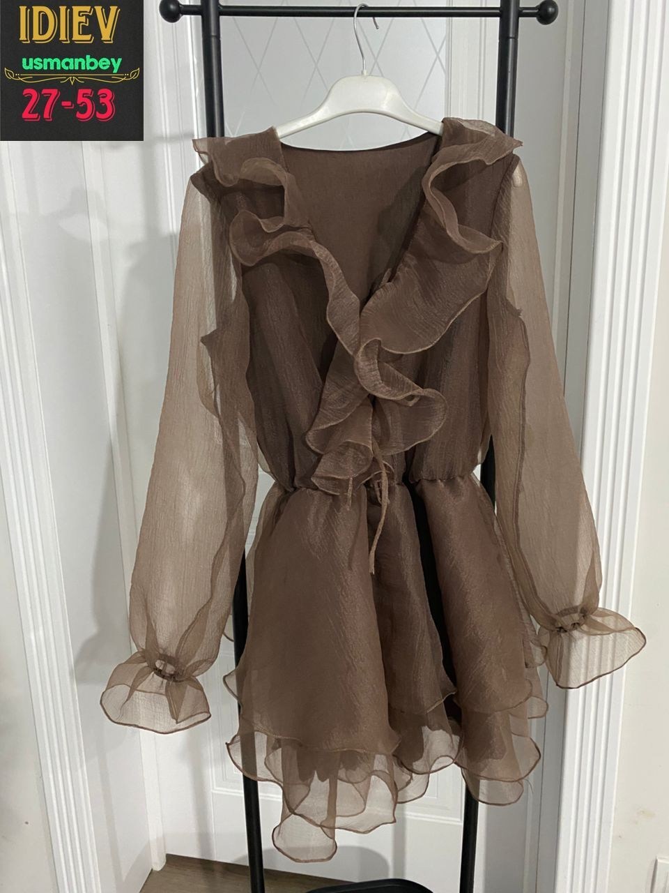 платье с рюшами,платье,платье коричневое,женское платье,платье с воланами