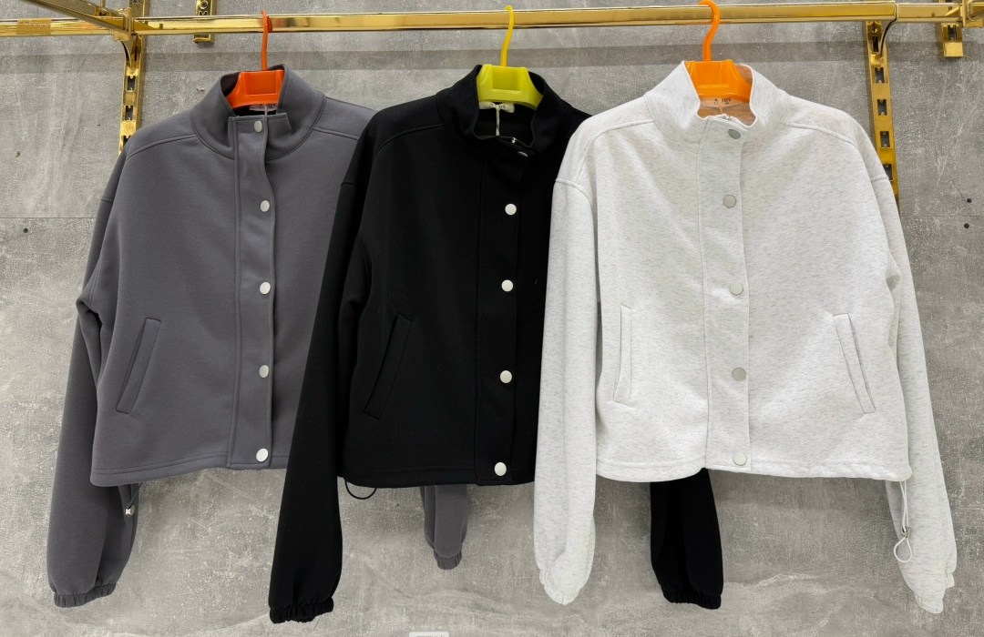 женская куртка бомбер,куртка бомбер,куртка повседневная,куртка женская модная,оверсайз куртка