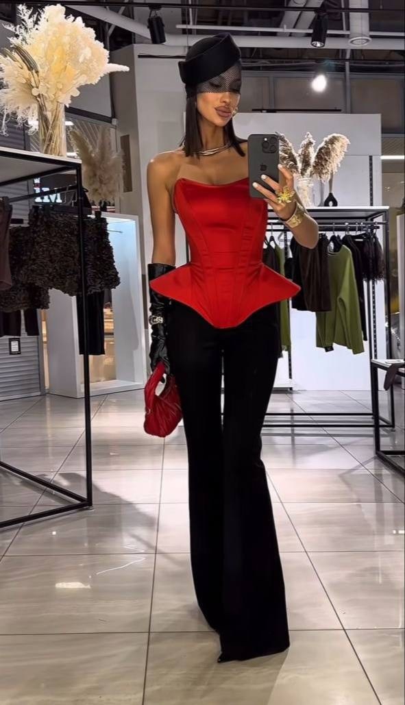 брюки клеш,кожаные брюки клеш,костюм с брюками клеш,женские брюки клеш,брюки кожаные