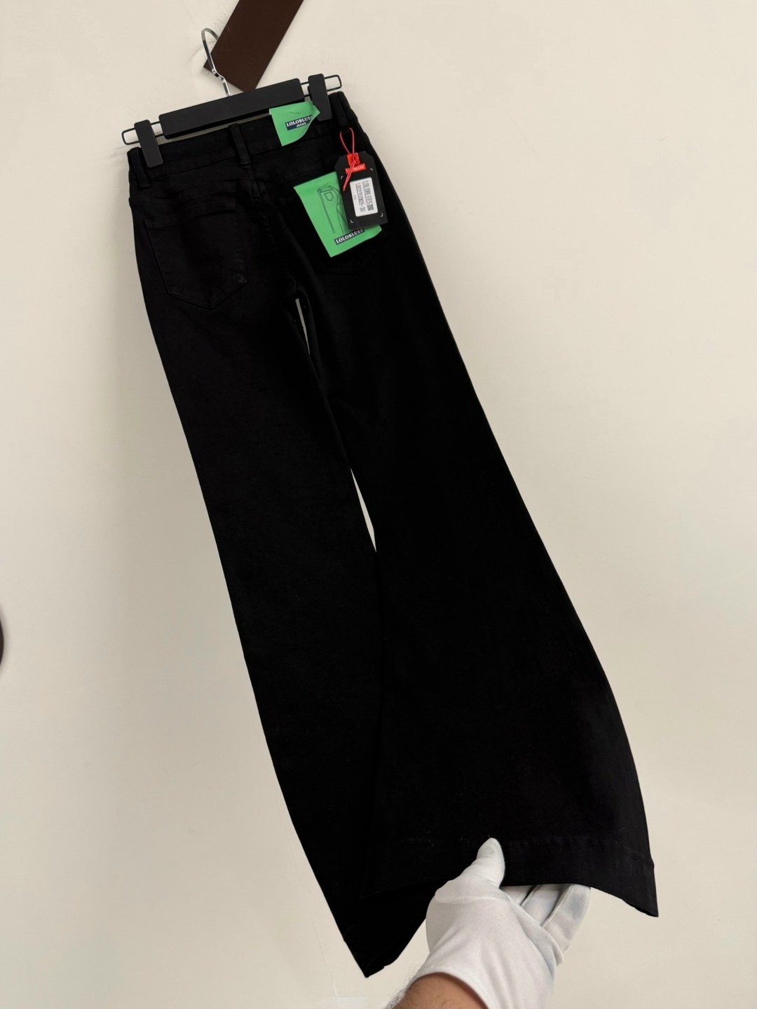 джинсы со стразами,женские джинсы со стразами,черные джинсы со стразами,джинсы черные женские,джинсы скинни со стразами