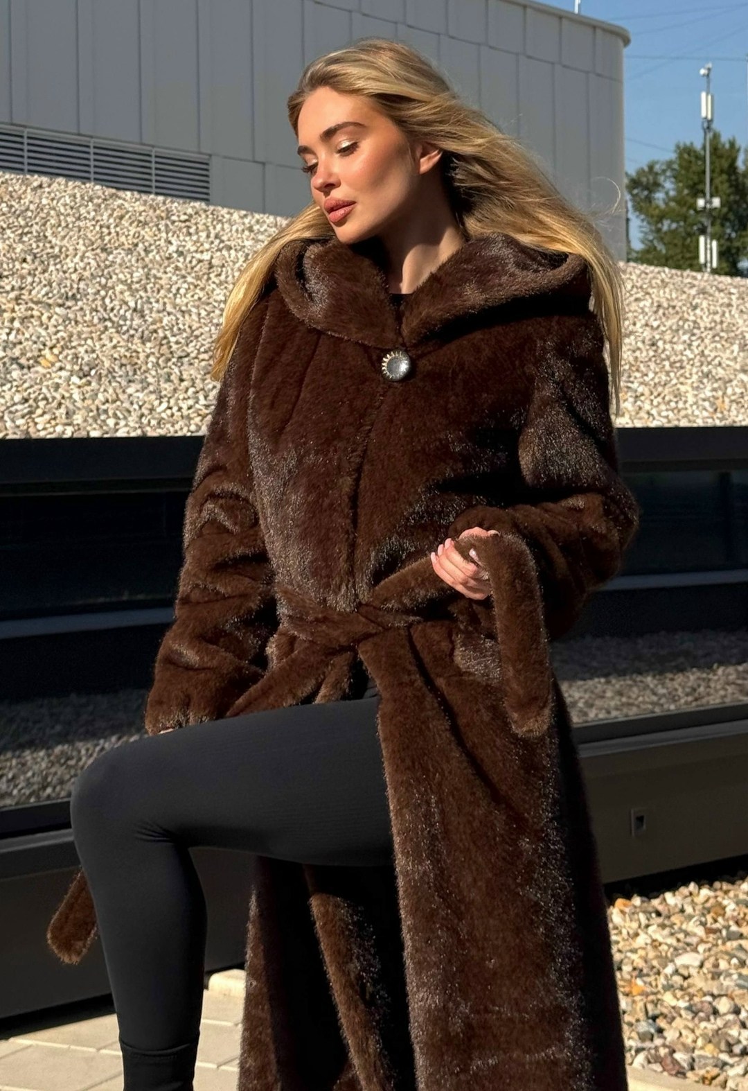 шуба искусственная,женская шуба,шуба,длинная шуба,шуба норковая