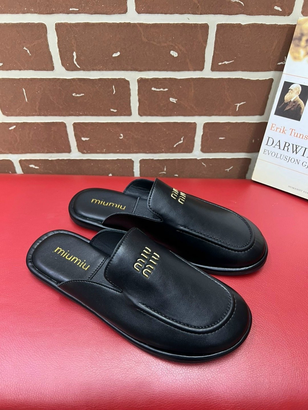 ,мужские тапочки,тапки мужские,мужские домашние тапочки,тапочки замшевые