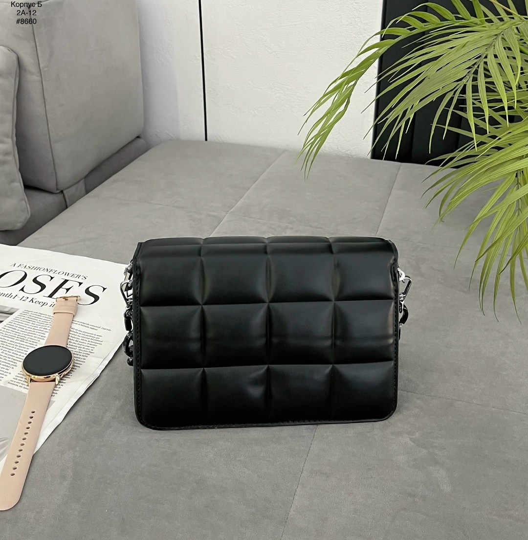 сумка,сумка на цепочке,сумка на плечо женская,женская сумка,сумка женская с цепью