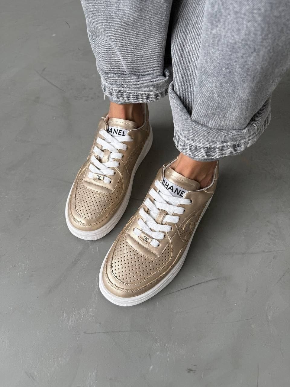 ,кроссовки женскиe,кроссовки женские белые,белые кроссовки,спортивная