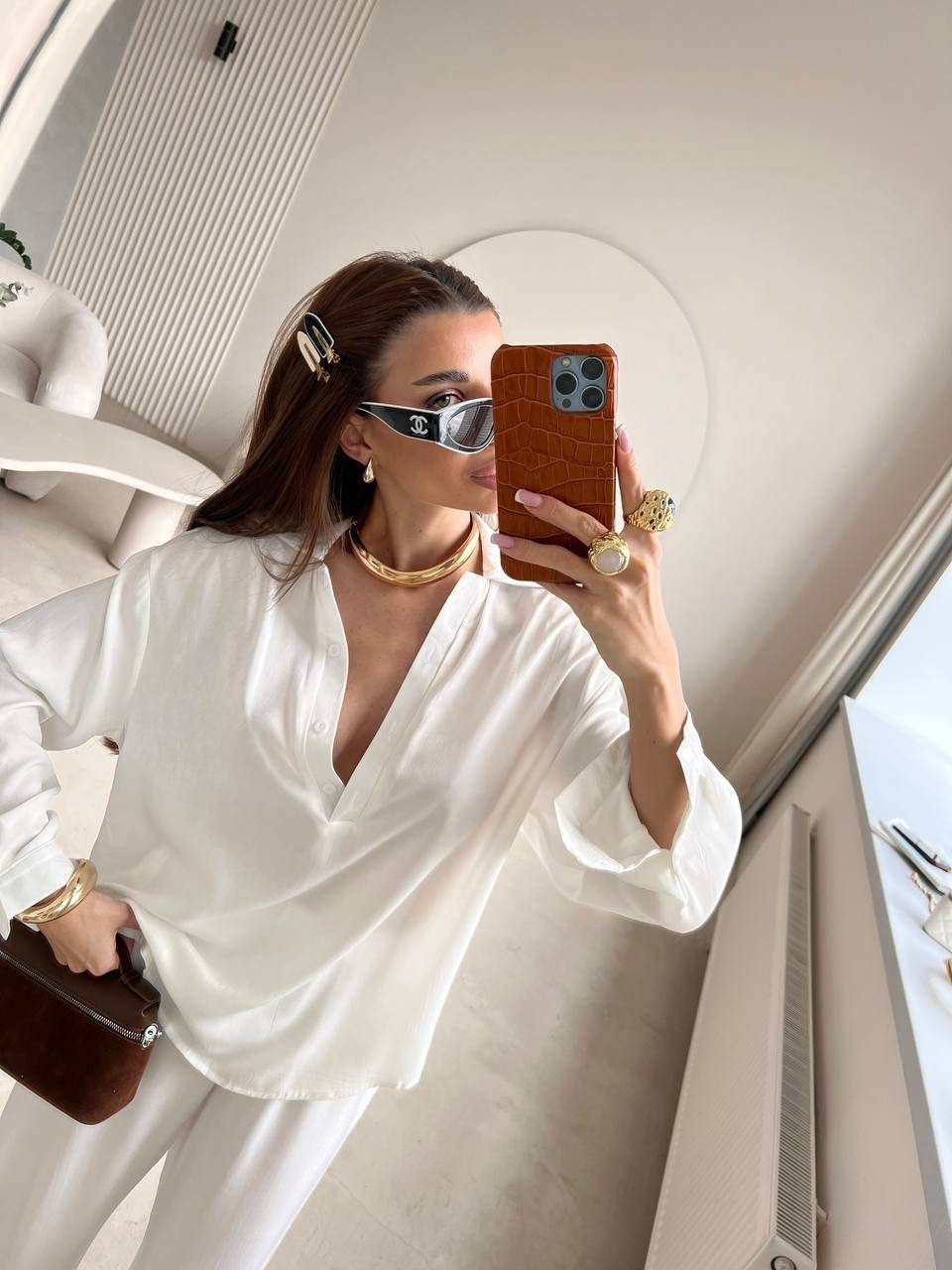 стильные костюмы,костюм белый,брючный костюм с мантией,комплект костюм,шелковый костюм