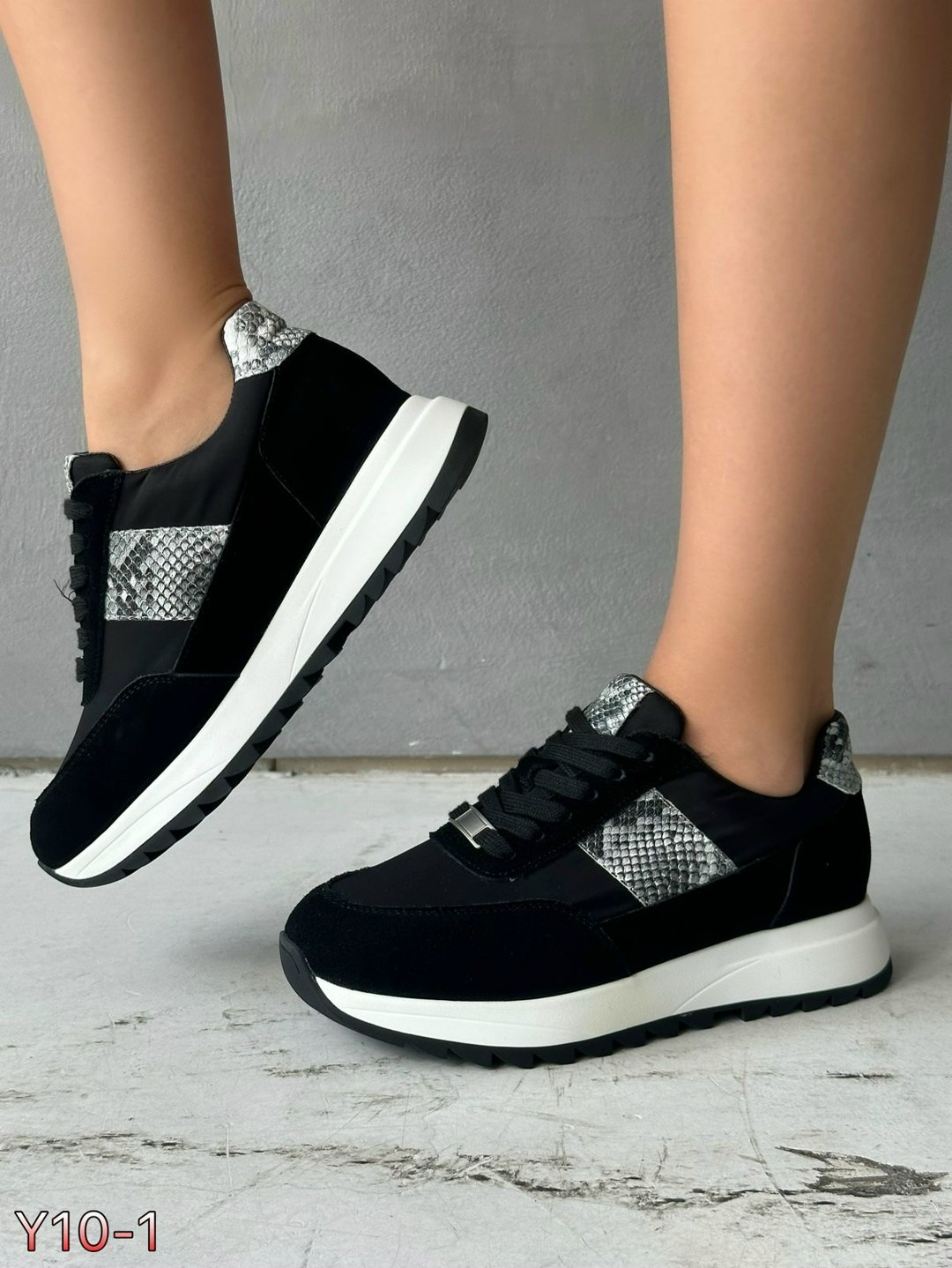 ,кроссовки женскиe,кроссовки для женщин,бежевые кроссовки,стильные женские кроссовки