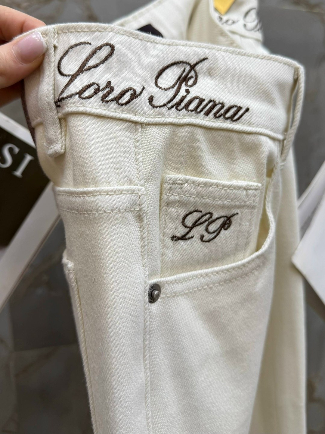 джинсы женские,модные джинсы,брендовые вещи,джинсы celine,одежда джинсы