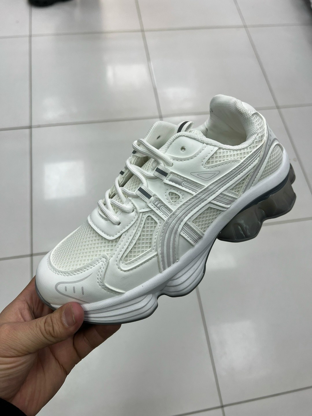 кроссовки женскиe,кроссовки,женские кроссовки asics,белые кроссовки,спортивная