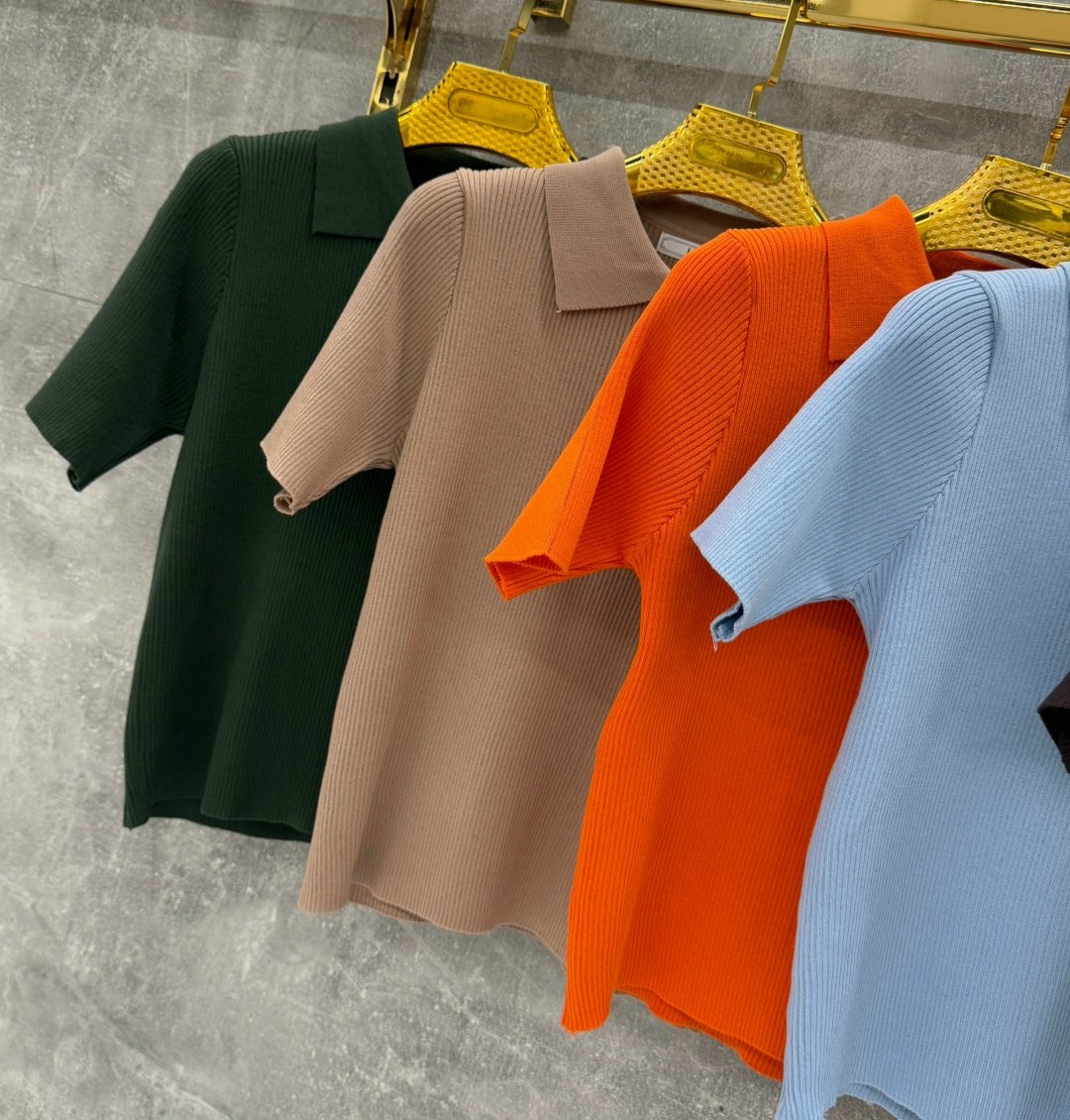 классические брюки,брюки классические светлые,бежевые брюки,широкие брюки