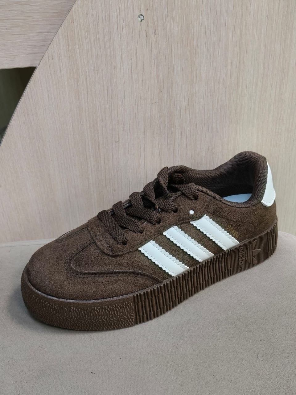 кроссовки женскиe,,белые кроссовки,кроссовки женские белые,кроссовки кроссовки женские