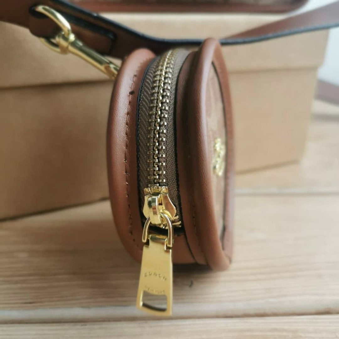 женская сумка coach,сумка coach коричневая,cумка coach,дорожная сумка coach,брендовая женская сумка coach