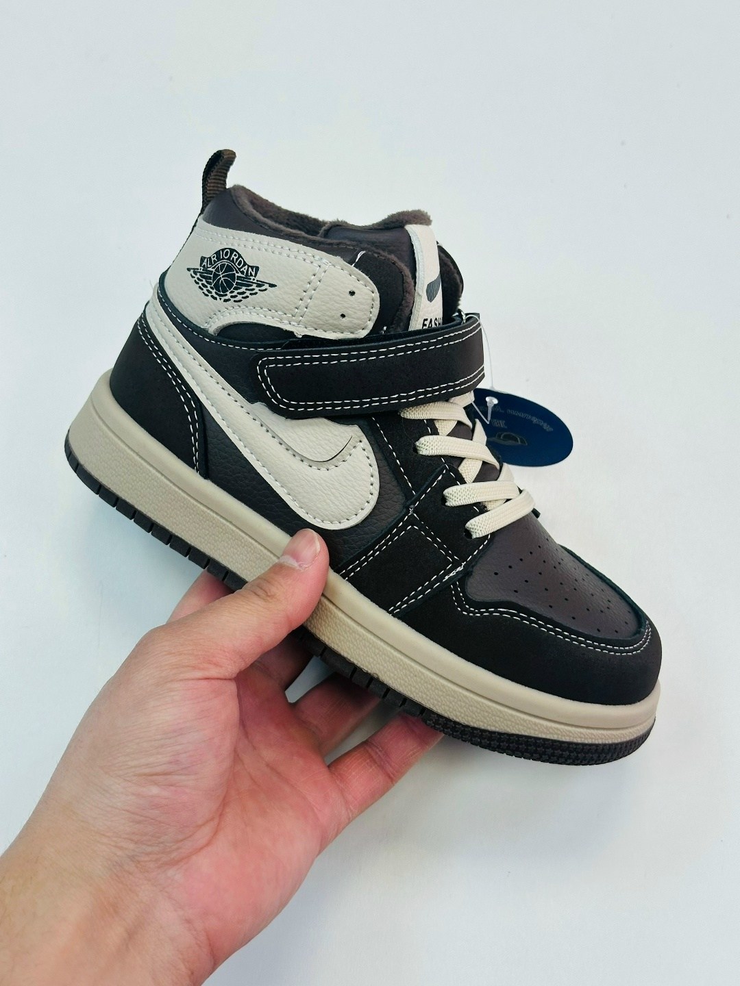 ботинки детские,кроссовки для мальчика,демисезонные ботинки для мальчика,детская ,детские кроссовки