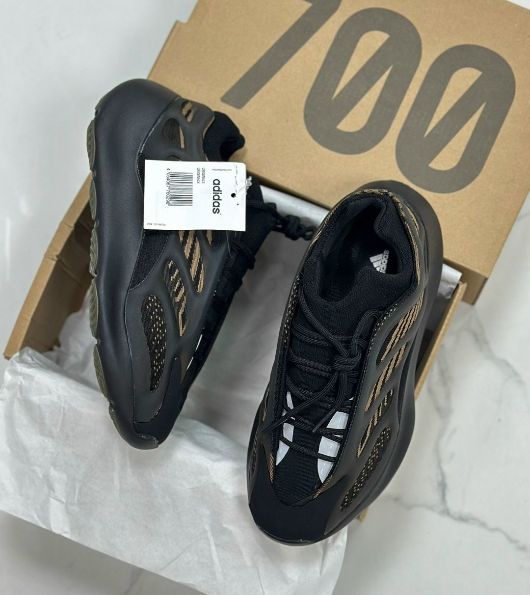 кроссовки adidas yeezy boost 700,adidas yeezy boost 700 v 3,adidas yeezy boost 700,adidas yeezy 700 v 3,кроссовки adidas yeezy 700