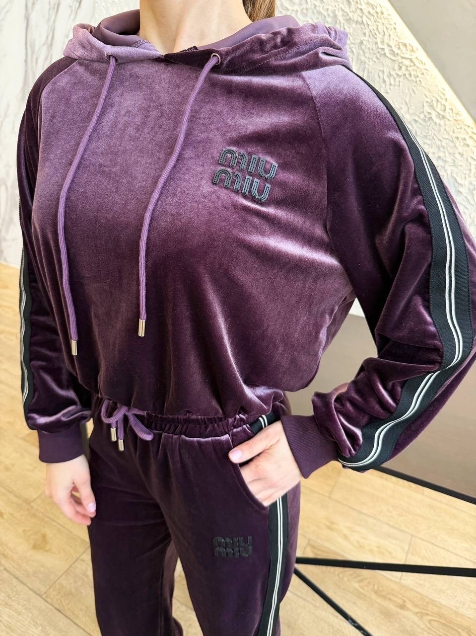 велюровый костюм,женский костюм из велюра с брюками палаццо happy fox,костюм спортивный велюровый,женский костюм из велюра с брюками палаццо happyfox,велюровый женский костюм