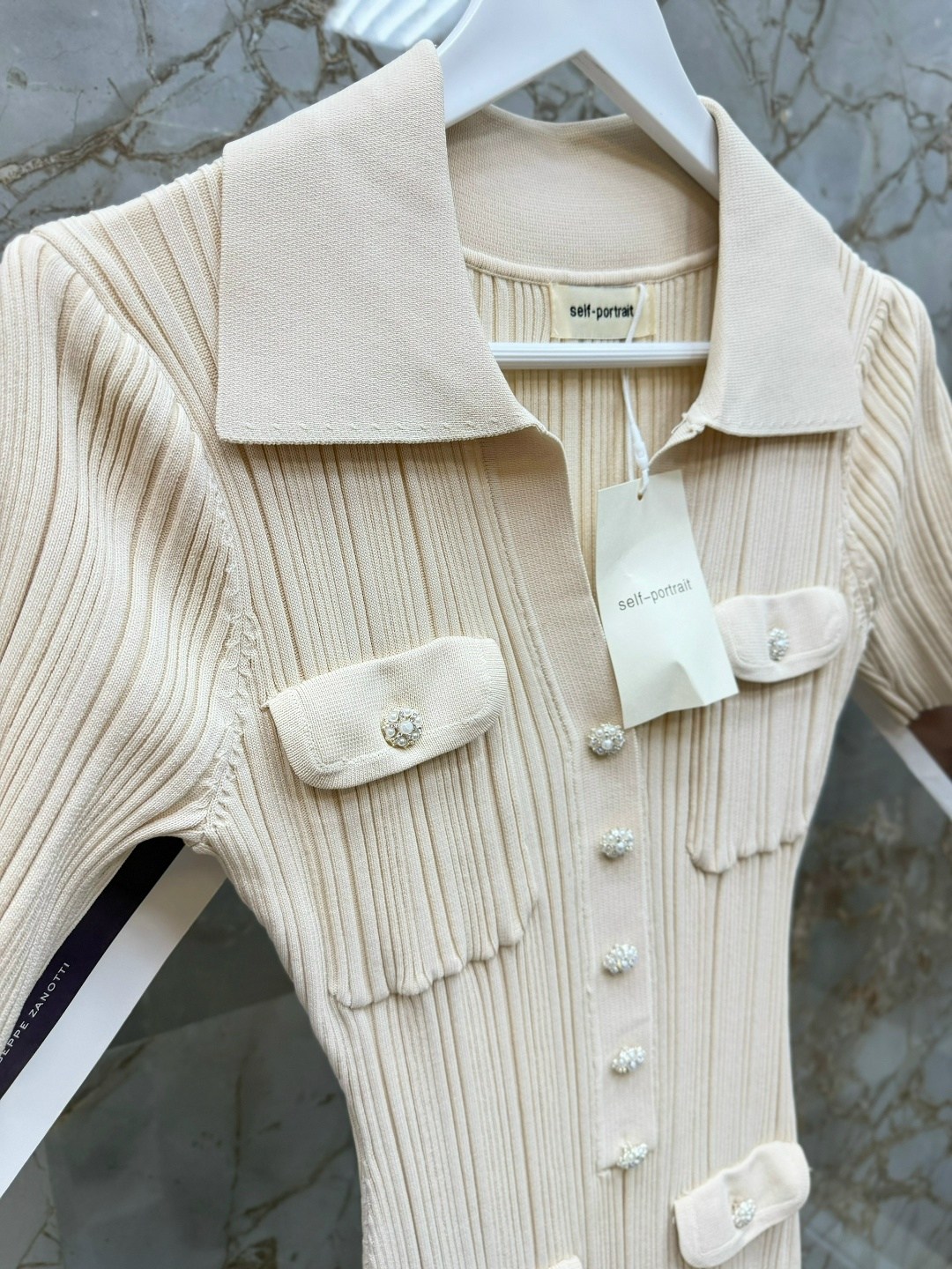 трикотажное платье,женское платье,платье,платье с воротником,вязаное платье