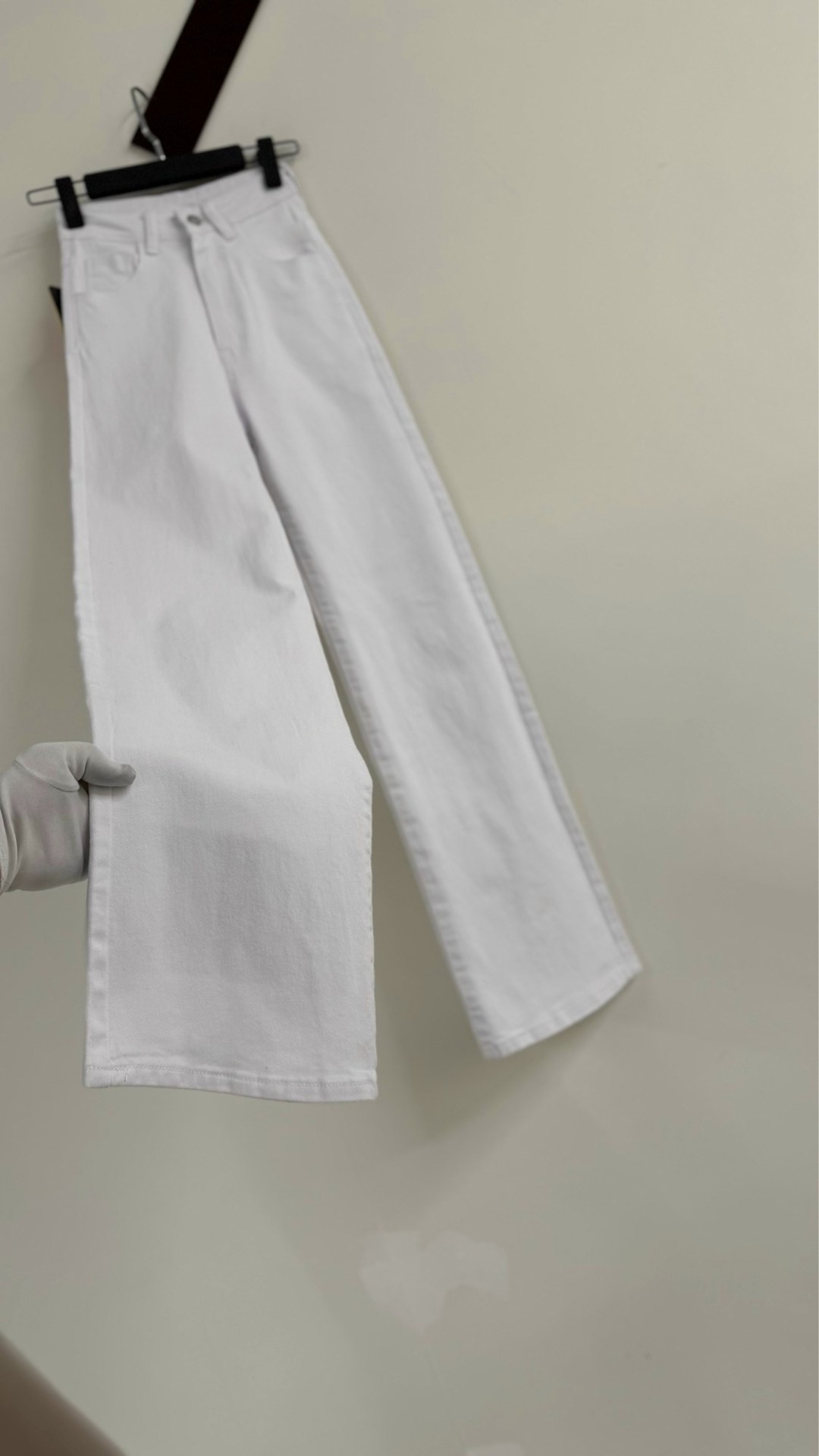 джинсы белые,джинсы женские белые,белые джинсы трубы,джинсы белые широкие,джинсы широкие