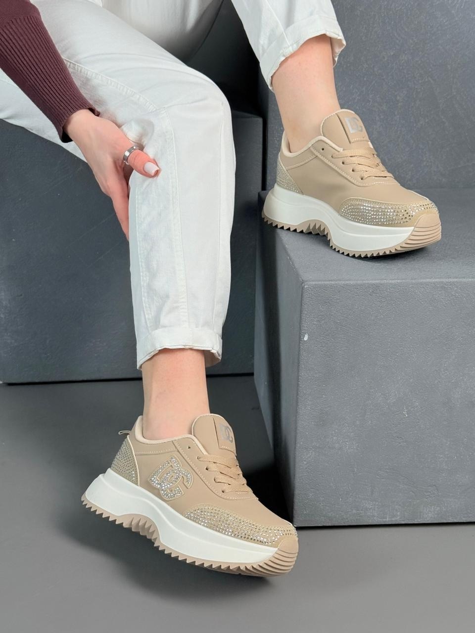 женские кроссовки,кроссовки женские liu jo,повседневные кроссовки,стильные кроссовки,кроссовки liu jo