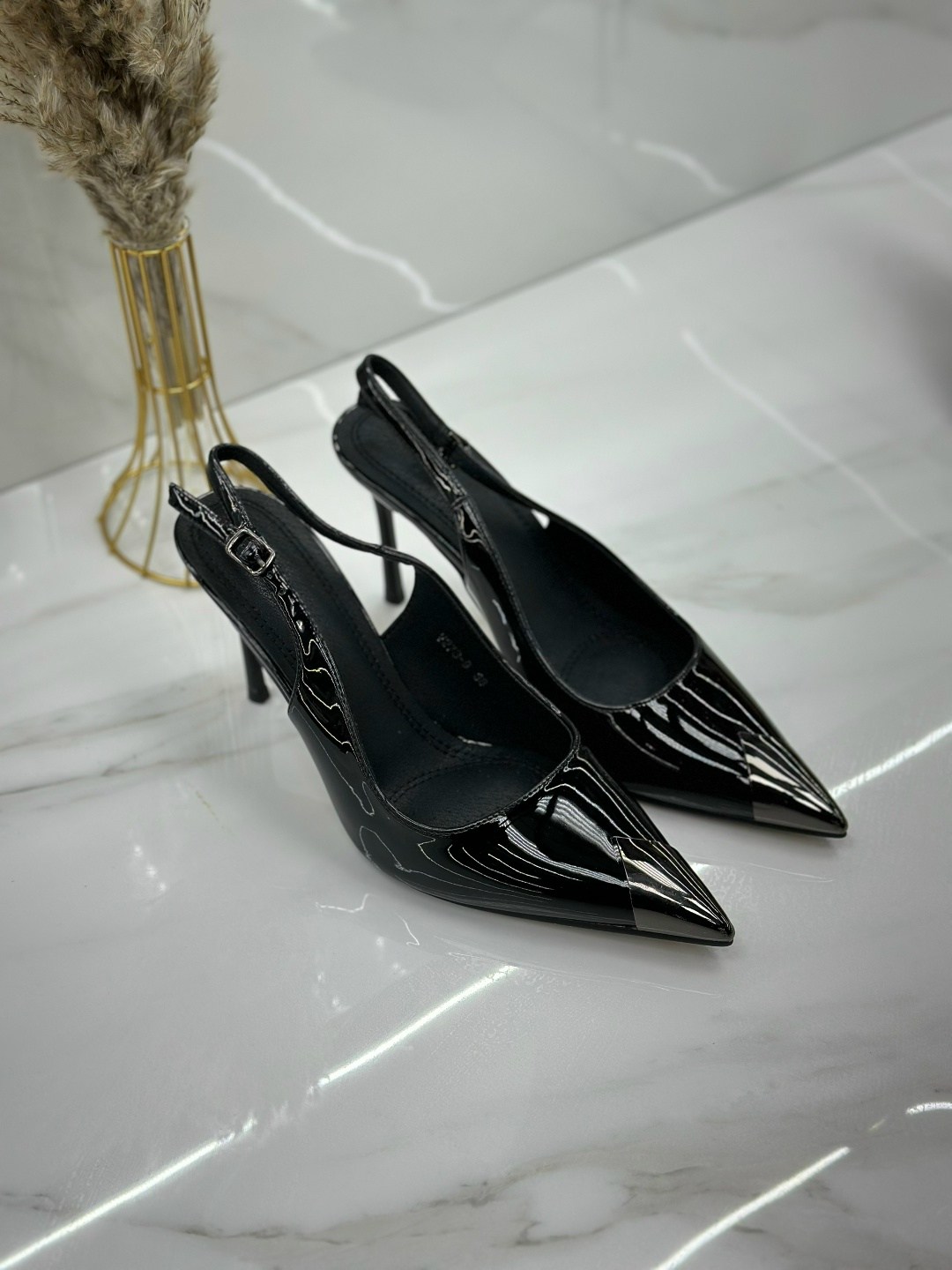 ,женские кожаные босоножки gucci бордовые,кожаные босоножки gucci бордовые,женская ,модные туфли