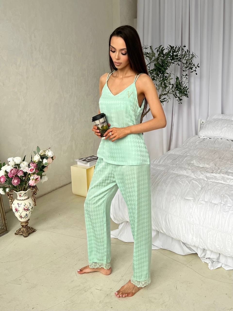 костюмы женские,пижамы для женщин,костюмчик,белые костюмы,шелковый костюм