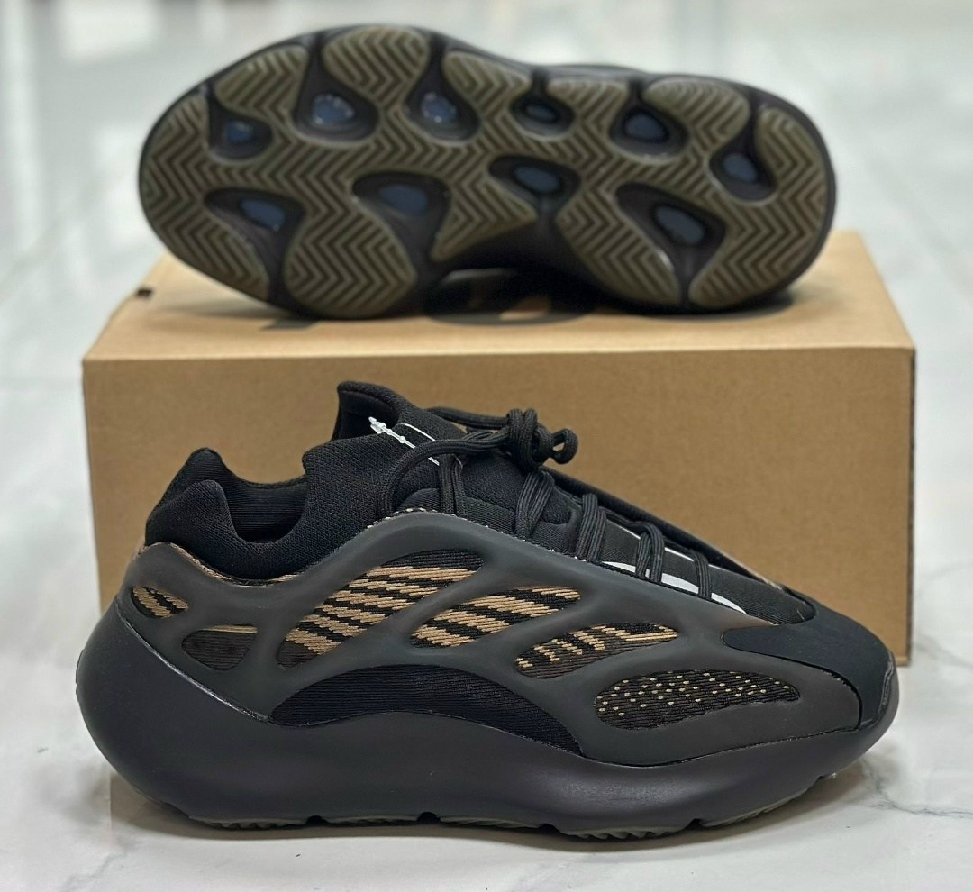 кроссовки adidas yeezy boost 700,adidas yeezy boost 700 v 3,adidas yeezy boost 700,adidas yeezy 700 v 3,кроссовки adidas yeezy 700