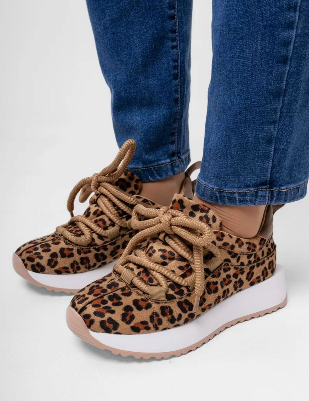 кроссовки женскиe,,кроссовки женские модные,кроссовки для женщин,кроссовки женские cпортивные