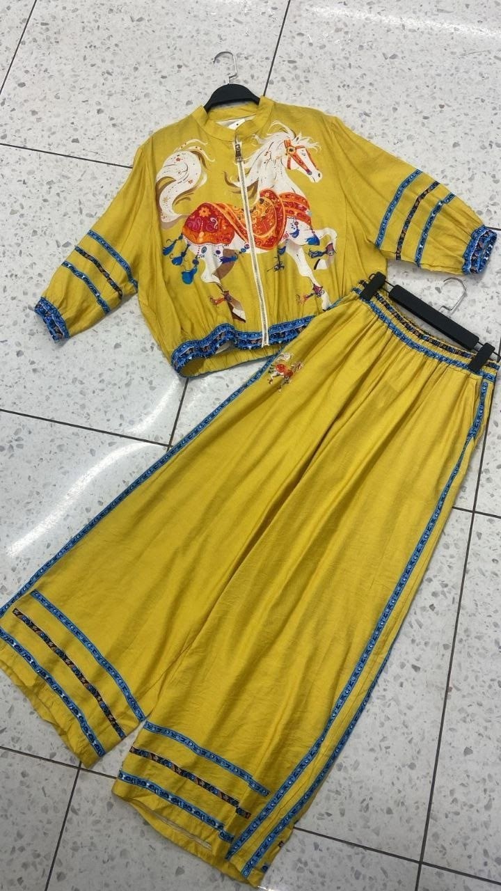 костюмчик,костюм женский,спортивный костюм,женский спортивный костюм,костюм