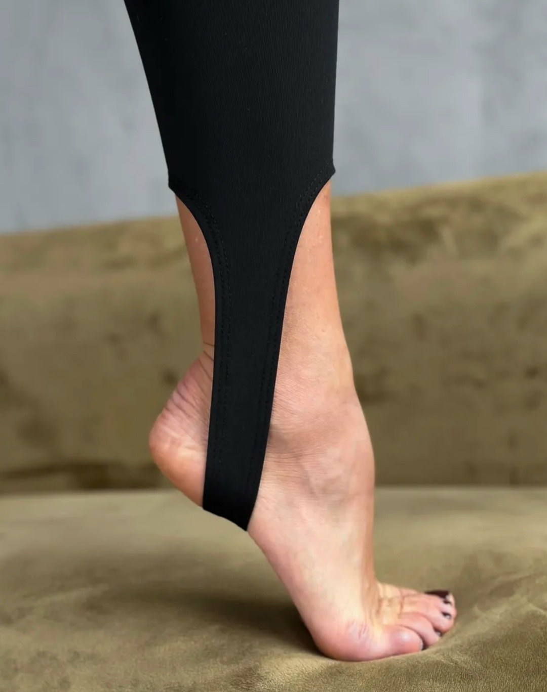 комбинезон с баской,костюм с баской,женский брючный костюм,брючный костюм с корсетом,женские комбинезоны