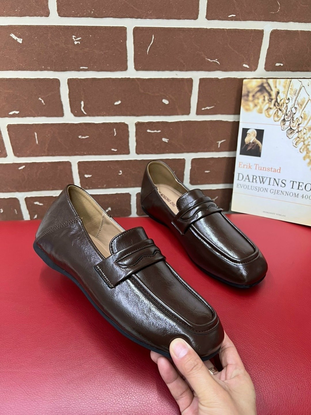 ,женские лоферы,женские кожаные лоферы,лоферы женские натуральная кожа,кожаные лоферы