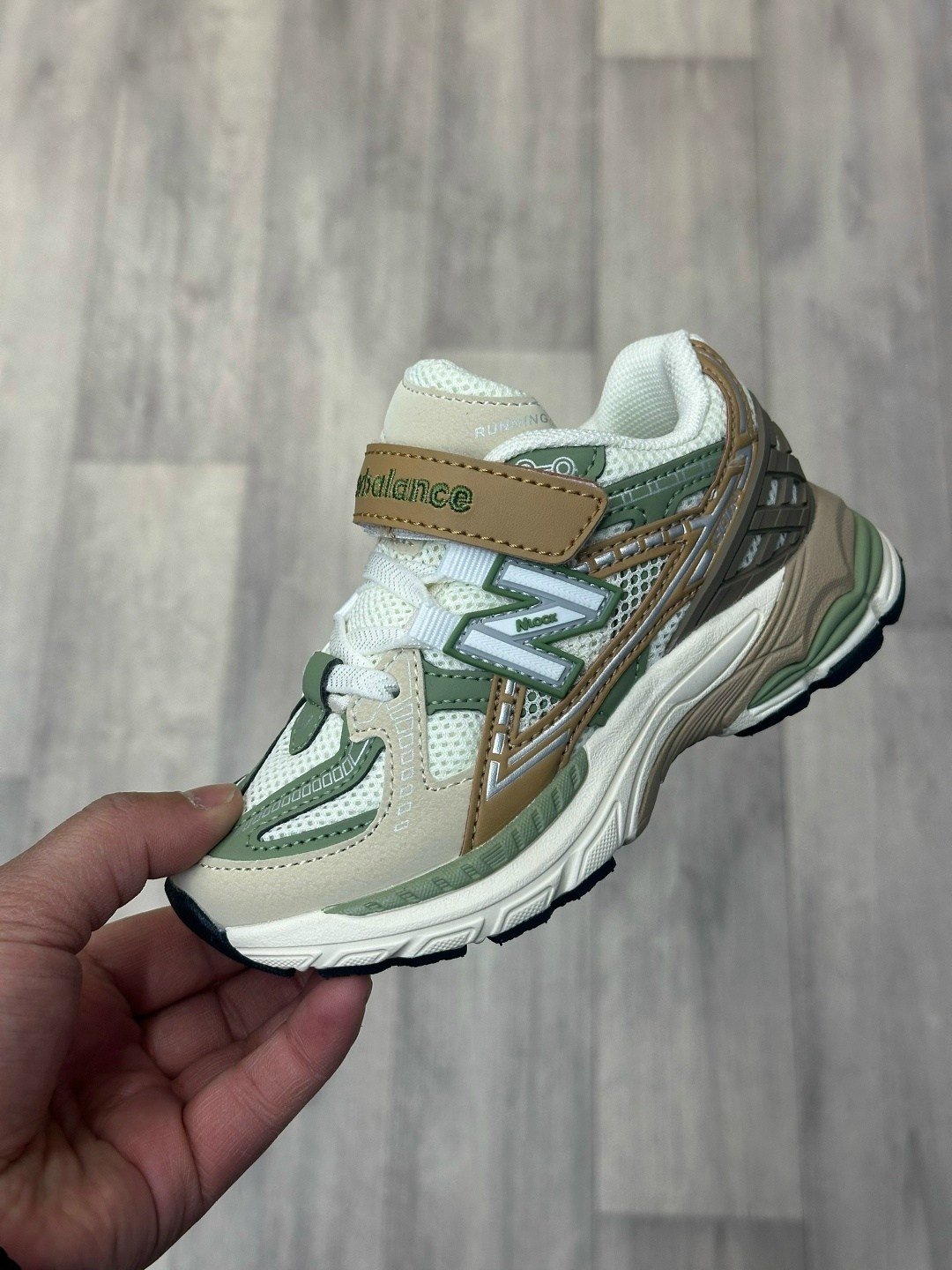 кроссовки new balance,кроссовки new balance 1906,кроссовки мальчику,кроссовки закрытые,детские кроссовки