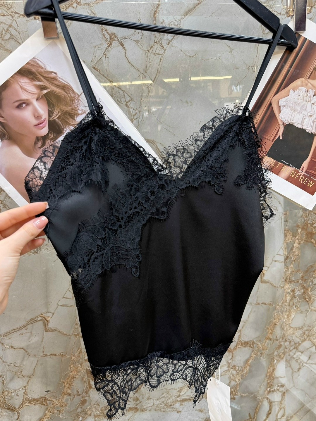 майка с кружевом,шелковый топ,майка с кружевами,топ с кружевом,топ атласный с кружевом