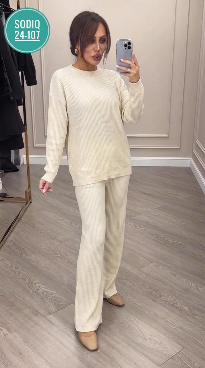 вязаный костюм с брюками палаццо,трикотажный вязаный костюм в рубчик с брюками палаццо,вязаный брючный костюм,костюм лапша женский,трикотажный костюм