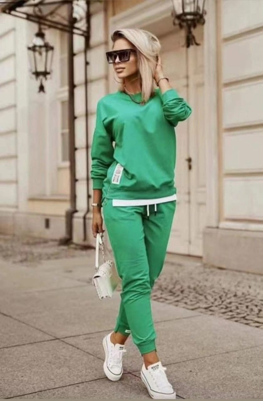 женские спортивные костюмы,костюм спорт шик женский,костюм спортивный женские спортивные костюмы,трикотажные костюмы,костюм женские спортивные костюмы