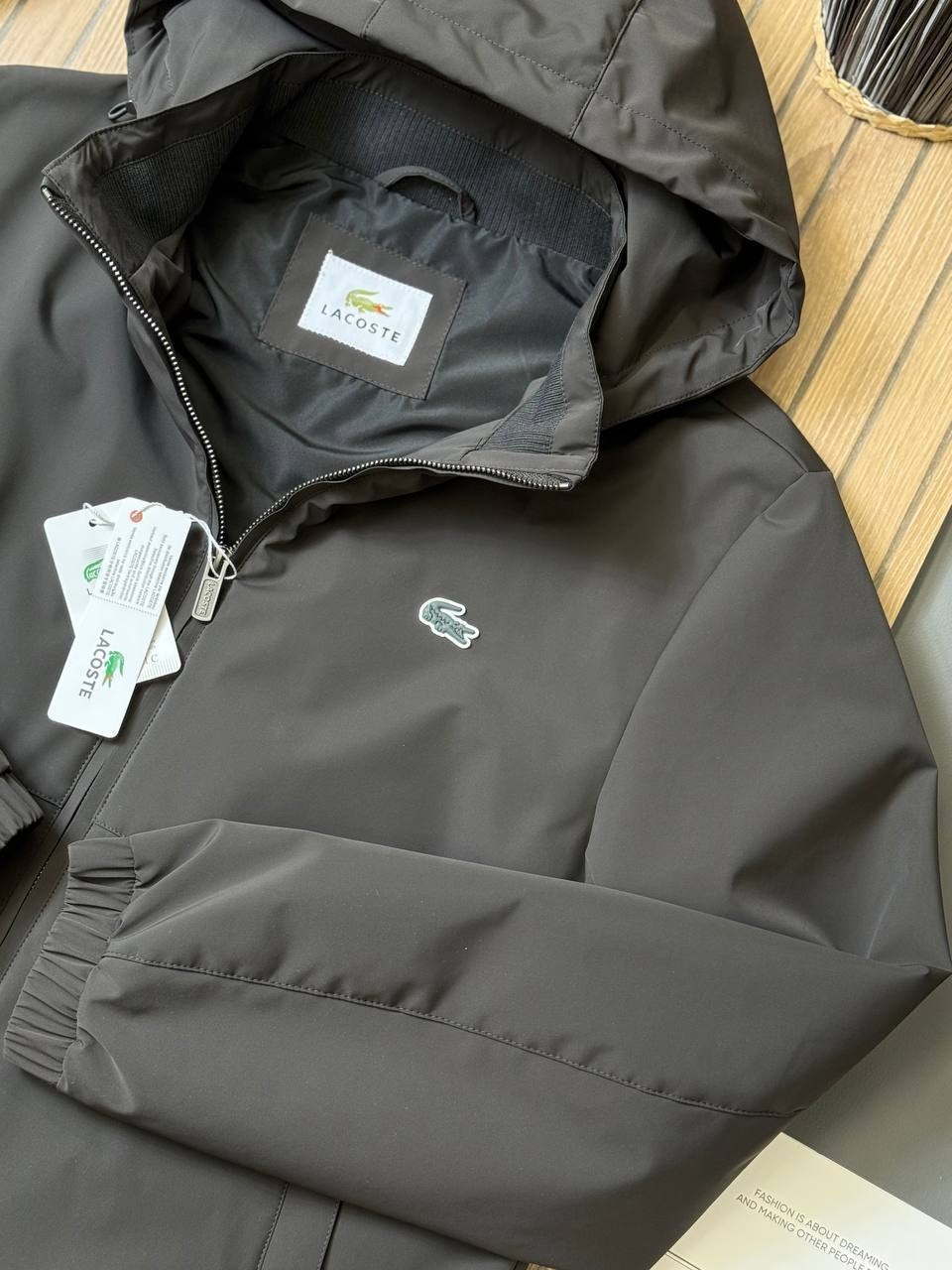 lacoste ветровка,lacoste куртка,куртка стильная,куртка,куртка лакост оригинал