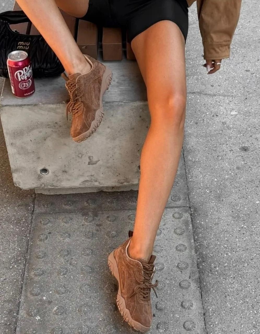 замшевые кроссовки,женские кроссовки,кроссовки бежевые,кроссовки женские коричневые,кроссовки женские замшевые