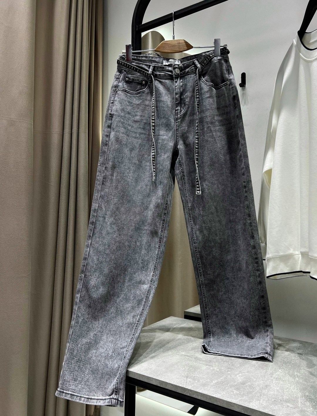 женские джинсы,джинсы,джинсы брюки,джинсы стильные,джинсы широкие