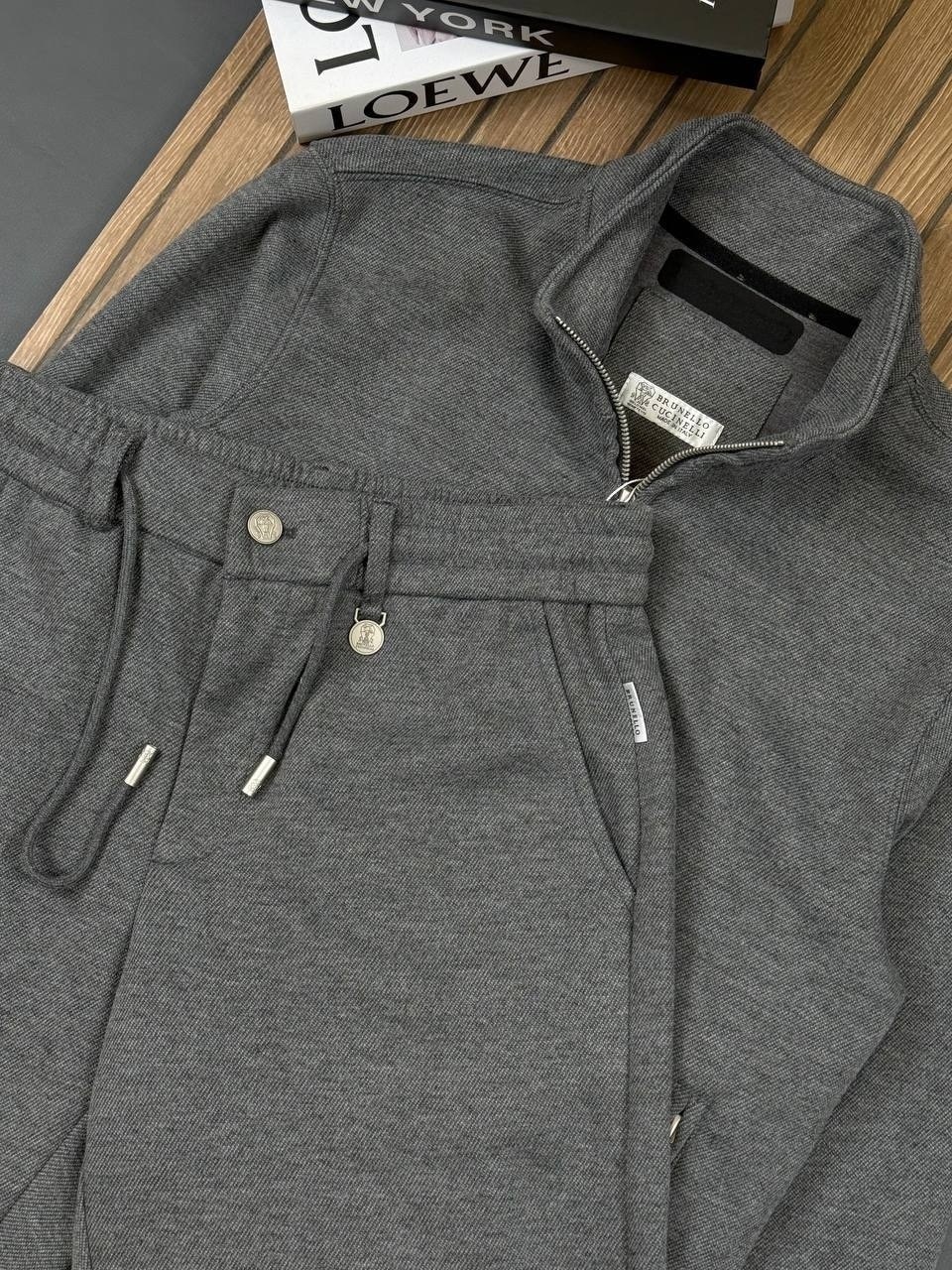 спортивный костюм brunello cucinelli,спортивный костюм мужской,loro piana костюм спортивный,мужская мода,костюм спортивный